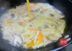 Illustration of how to make mushroom and egg drop soup 6