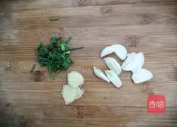 Illustration of how to make shrimp tomato noodles 4