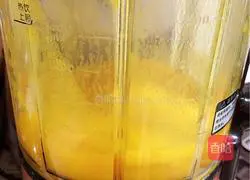 Illustration of how to make longan, millet and pumpkin soup (replenishing qi and blood) 9