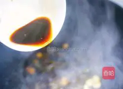 Illustration of how to make scallion oil noodles 6