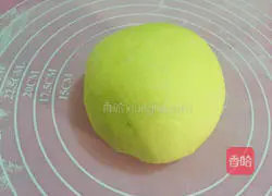 Illustration of how to make crab steamed buns 3