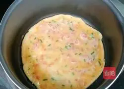 Illustration of how to make tomato and egg breakfast cake 11