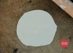 Illustration of how to make dumpling skin version of seasonal vegetable meatloaf 18