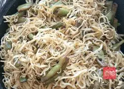 Illustration of making bean noodles 5