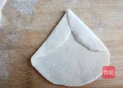 Illustration of how to make Beijing pastry butterfly steamed dumplings 8