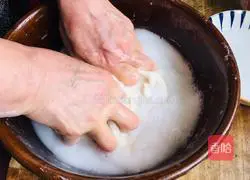 Illustration of how to make cold skin 3