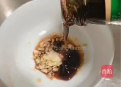 Illustration of how to make cold pork skin jelly (full of collagen) 5