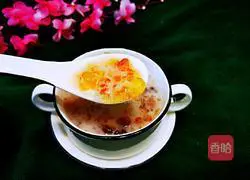 Illustration of how to make peach gum nourishing soup 11