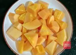 Illustration of making red date and papaya milk soup 3