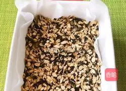 Illustration of how to make energy bars 5