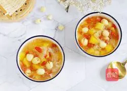 Illustration of how to make peach gum, white fungus and pineapple sweet soup 9