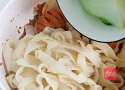 Illustration of how to make fried noodles 10