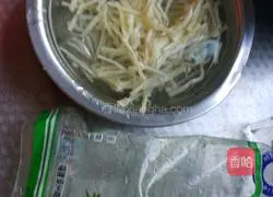 Illustration of how to make shrimp dumplings, rice flour, fruit and chicken comb dumplings 10