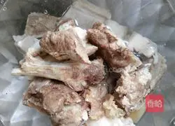 Illustration of braised pork ribs 1