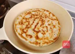 Illustration of how to make black sesame pot helmet 9