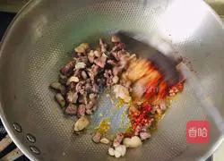 Illustration of how to make mutton noodles 3