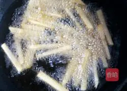 Homemade Illustration of how to make snack potato chips 4