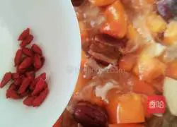 Illustration of how to make papaya stewed with white fungus 9