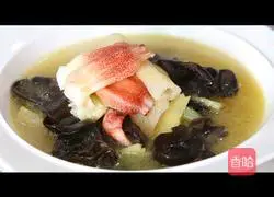 Illustration of how to make chicken soup, Yun Er Jin and bamboo fungus 7