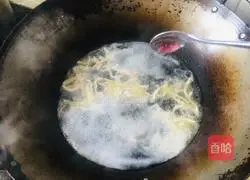 Sea Vegetable Shredded Pork Soup Recipe Illustration 5