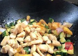 Illustration of how to make fried chicken with pineapple 14