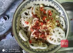 Illustration of how to make cold lotus root 7