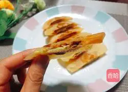 Dumplings Illustration of how to make cakes with preserved eggs 8