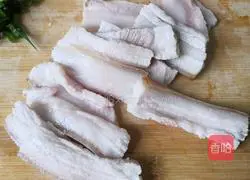 Illustration of how to make pork with pickled cabbage 6