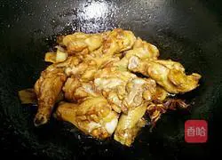 Illustration of braised chicken wing roots 7