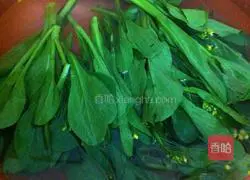 Illustration of how to make scallions, rapeseed hearts 1