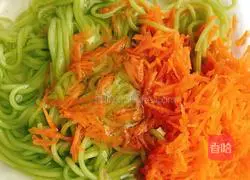 Noodle Chicken Cake Recipe Illustration 5