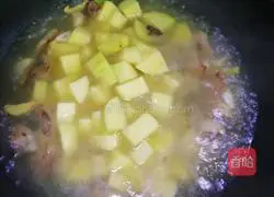 Illustration of how to make potato stew 4