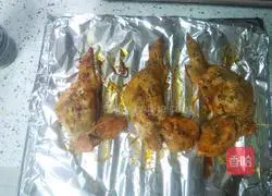 Illustration of how to make chicken wings with rice 10