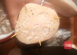 Illustration of how to make bacon, glutinous rice and lotus root 8