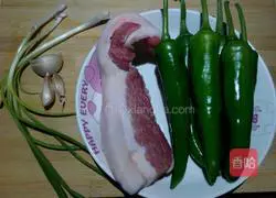 Illustration of how to make fried and stuffed peppers 1