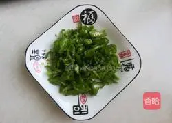 Illustration of how to make fried eggs with chili pepper 2