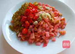 Illustration of the Beijing specialty dish of stir-fried minced meat with kimchi 3