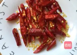 Illustration of spicy stir-fried pork belly 4