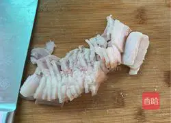 Illustration of how to make baby cabbage vermicelli 1