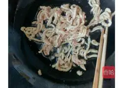 Illustration of how to make fish-flavored shredded pork 8