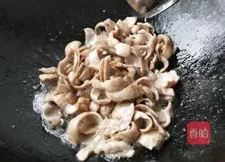 Illustration of how to make sauerkraut and fat sausage 9