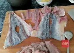 Illustration of how to make pan-fried mackerel balls 2