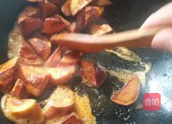 Illustration of how to make shredded sweet potatoes 9