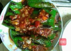 Illustration of braised tiger skin and green pepper 7