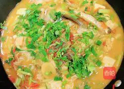 Illustration of how to make fish head stew with tomato sauce 18