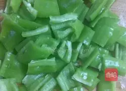 Illustration of how to make braised chicken 3