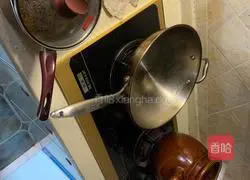 Illustration of the Recipe for Stewed Pork Ribs with Cowpeas in Casserole 6