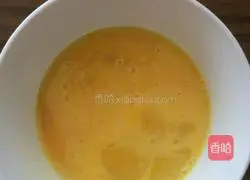 Illustration of how to make bitter melon and scrambled eggs 3 