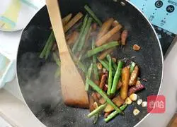 Illustration of braised noodles 4