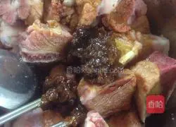 Illustration of how to make steamed pork ribs with sand tea sauce 5